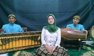 Cakepan Uler Kambang Slendro Sanga (Cover By Sindhen Uun)